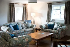 The Lavender Cottage - Picturesque Astley Abbotts - Image 5