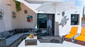 Two-Bedroom Luxury House - Beach Front (24A) - Image 4