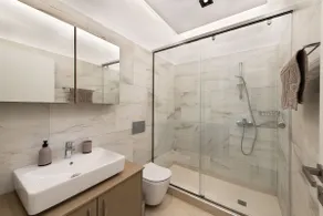 Kimia Luxury Jacuzzi Apartment 2 - Image 5