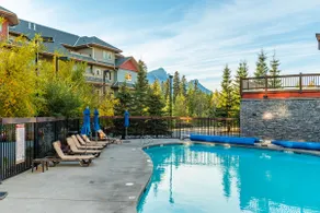 Heated Outdoor Pool Near Banff Park - Image 2