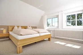26* family suite garden - central and close to the beach - Image 4