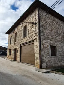 Los Bodones cottage, 13 people - Image 3