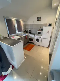 Studio for 4 people, quiet area, close to CDG airport. - Image 5