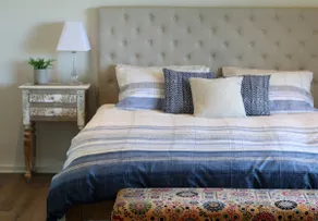 Luxurious coastal retreat - Image 2