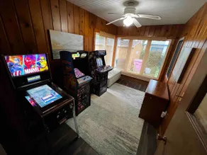 Beach Retreat with Free Play Game Room. 9 Beds - Image 2
