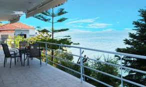 Kiveri Luxurious Seaside Apartment - Image 5