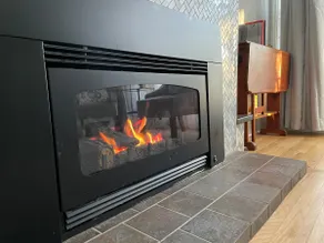 Light & Bright Executive Home - Image 5