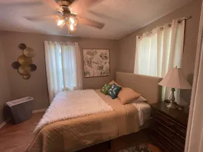 Cozy Home w/ Fire Pit & Fenced Yard, near college - Image 3