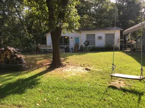 Waterfront Cottage on Lake Tawakoni - Image 3