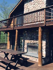 The Delaware River Cabin - Image 3