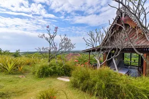 Basuki, Maison en bois romantique dans la retraite de Sumberkima Hill - Image 2