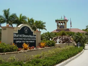 Atemberaubende Burnt Store Marina, 1 Schlafzimmer Condo .. Im Jahr 2019 aktualisiert<br><br> - Image 3