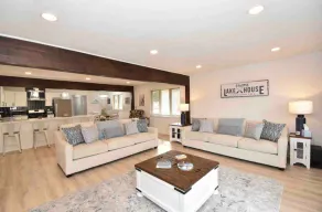 Lakefront Escape- Your Perfect Getaway Awaits! - Image 2