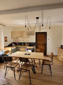 Renovated townhouse - Image 5