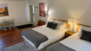 Perfect Flagstaff Location - Walk to Downtown - Image 5