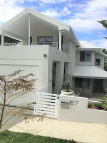 Trigg Beachside Apartment - Image 4