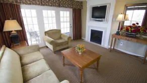 Great family vacation resort condo. Sleeps 12. - Image 3