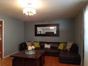 Charming urban home just 7 miles from NYC - Image 5