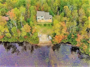 Lakeside Memories Await at Trenanthia's Cahoots Cottage - Image 2