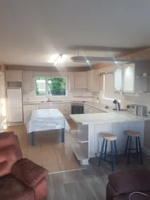 spacious 6 bedroom house in village of kerrykeel - Image 4