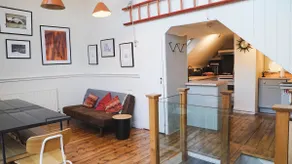 Unique Penthouse in heart of Petworth, South Downs - Image 3