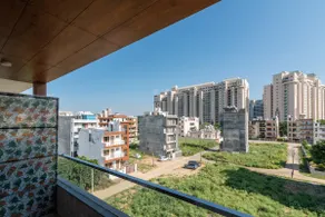 Sterling@1BHK Apartment Nr Dlf Golf & Country Club - Image 5