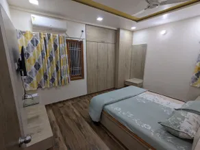 Family-only 2.5BHK Nr BHU–Ananya Darshan Flat 203 - Image 5
