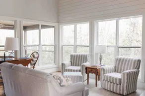 Private-inTown, King, XLPorch, WiFi, Nature, W&D - Image 2