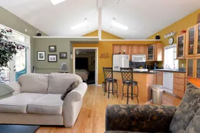 Amazing Home...Large Space Yet Cozy - Image 2