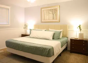 Charming retreat w 65” TV and Patio Upstairs - Image 3