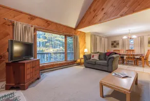 Family Friendly Townhouse 3BR, 3 floors - Image 2