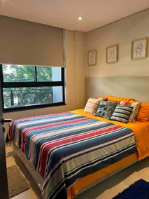 BEAUTIFUL APARTMENT IN SHOPPING AREA - Image 3