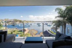     Luxury Waterfront Penthouse in Cronulla - Image 2