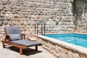 Villa Kala ancienne maison en pierre dans le centre historique de Makarska avec piscine chauffée - Image 3