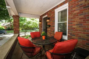 Charming 1937 Duplex, side 2 - Image 3