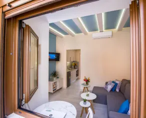 Aretousa Suites - Image 2