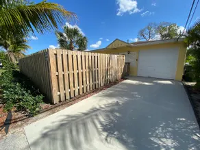 Cozy 2BR Retreat w/ Patio near Beach & Las Olas - Image 4