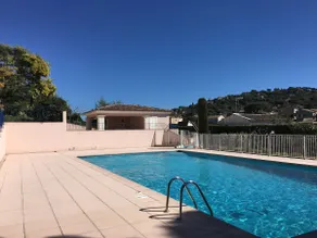 T4 82m² - tranquillo - climatizzato - wifi - 3 camere da letto -2 bagni - 6 persone - piscina - Image 3