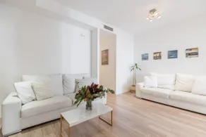 Superior 4 Bedroom Apartment - B2,1,3,4,5 - Image 2