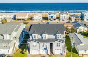 Kure Sunrise, Private Townhome 1 Block From The Beach - Image 2