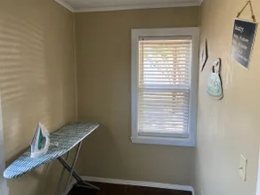 Farmhouse Charm - Image 3
