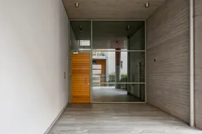 Awarded Loft in the Center of Athens - Image 2