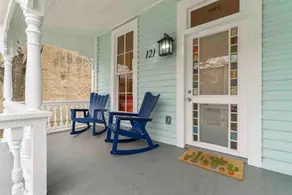 Historic home with heated Mini Pool walking distance to downtown San Antonio! - Image 4