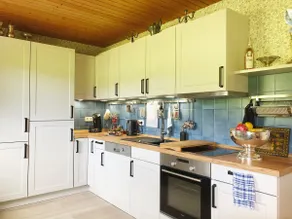 Garden Guest House - Image 5