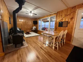 The Lakeside Cottage - Image 4