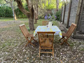 Fully Fenced 3BR Beach House + WiFi, Chromecast - Image 4