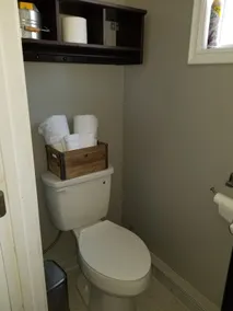 Cozy Studio Cottage w/ King Bed + private entry - Image 2
