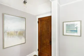 Contemporary Apartment Near Wrigley Field w/ Yard - Image 3