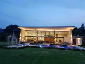 Exclusive downtown house, family, beautiful view. - Image 3