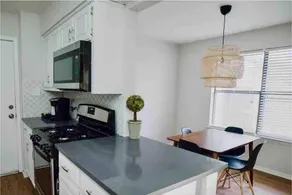 Modern Rustic Home near UNT & Downtown - Image 3